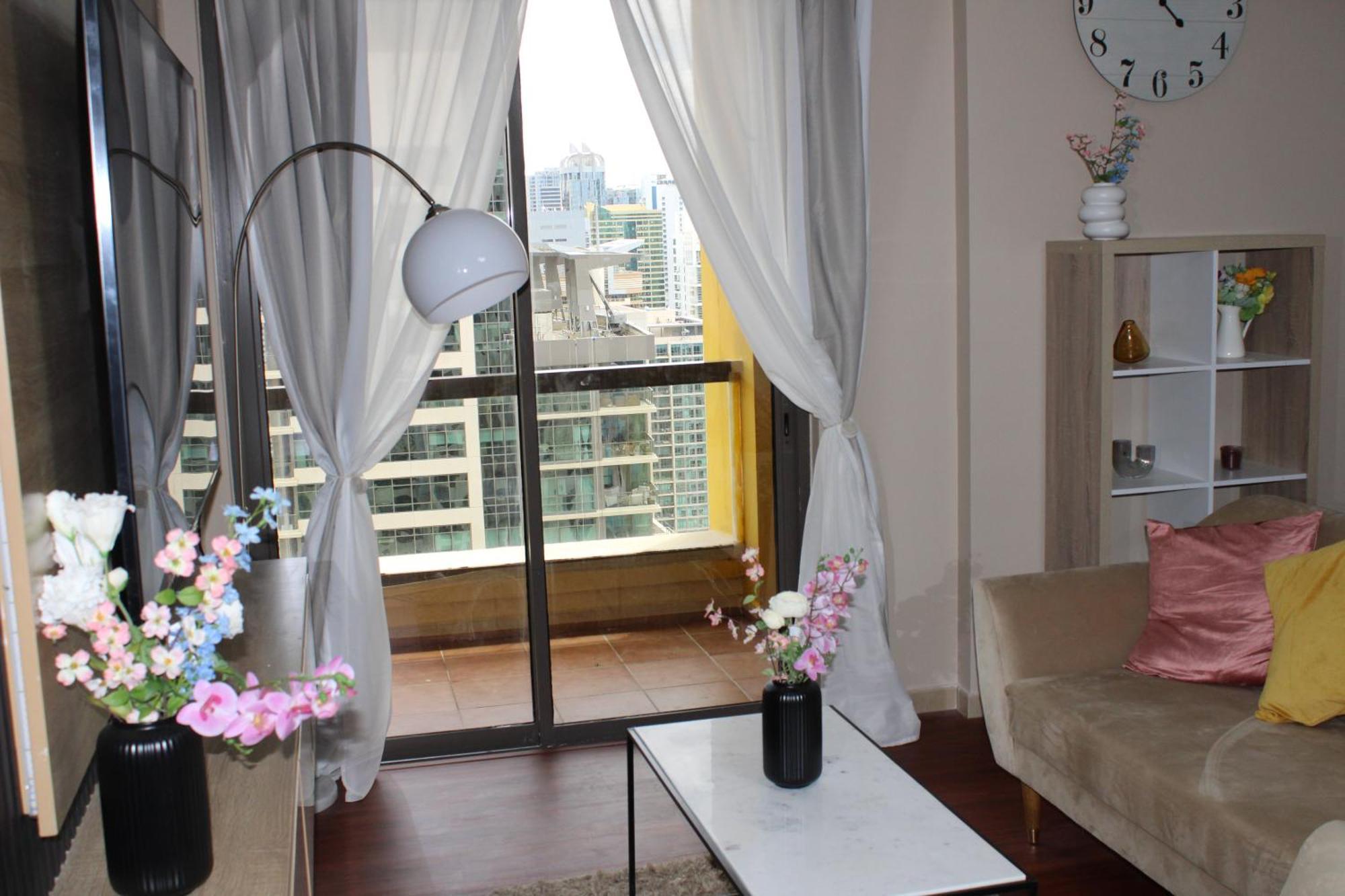Urban Panda Skyview Homestay Jbr Dubai Eksteriør bilde